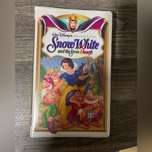 Walt Disney Masterpiece Theater Snow White and the Seven Dwarfs VHS video tape